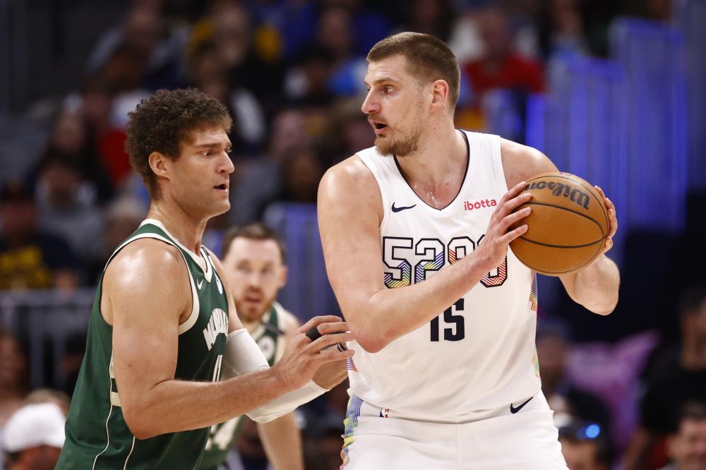 也是对球队 也是对球队