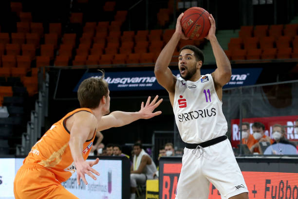 萨内迅速调 萨内迅速调