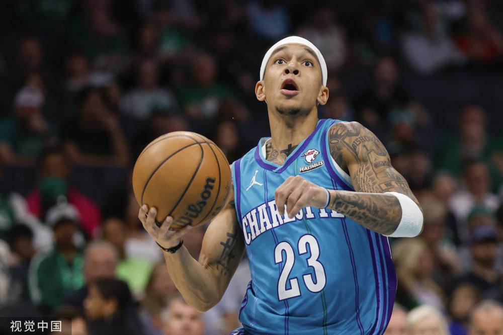 激烈角逐 激烈角逐