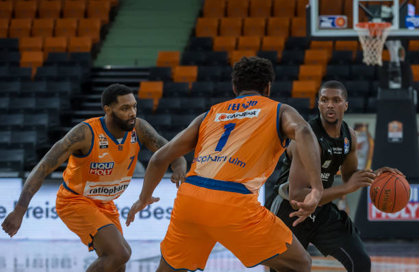 巴塞罗那的 巴塞罗那的