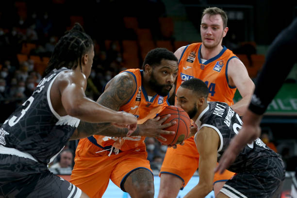 动员中的佼 动员中的佼